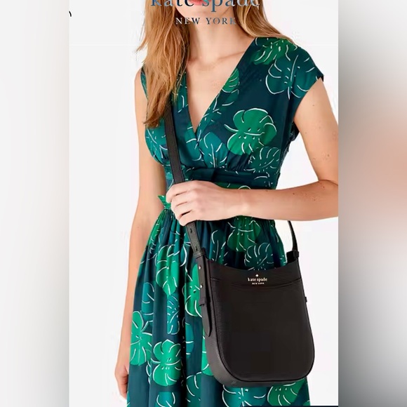 Kate Spade Crossbody Black Bag (gently loved ❤️‍🩹) - Picture 11 of 16